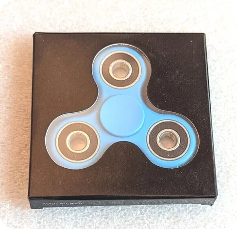 4-fidget-spinner-boxes